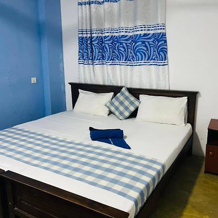 Sea Beach Resort Negombo Exterior photo